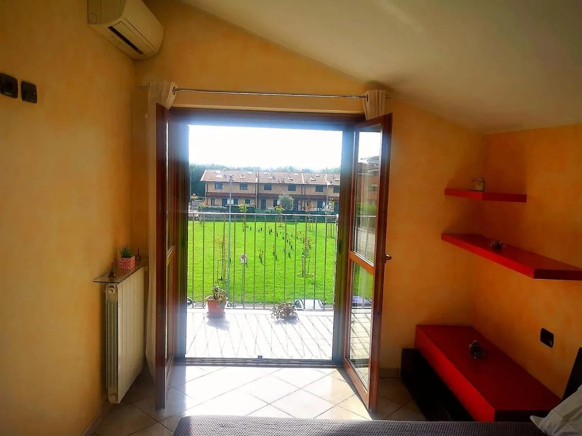 Casa In Mansarda Con Terrazza Apartment Caronno Pertusella 0*,